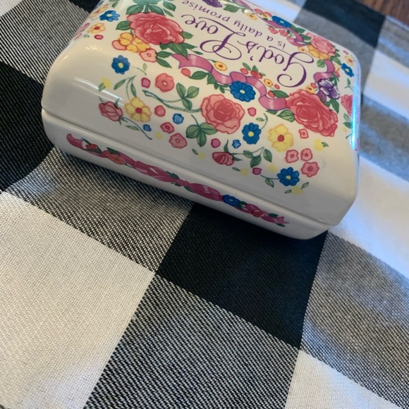 Ceramic box with scripture verses - Picture 6 of 7